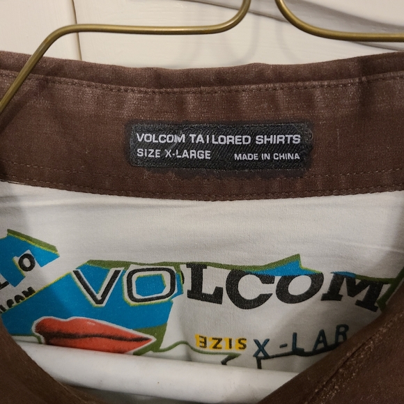 Volcom Tailored Long Sleeve Shirt Size XL - Picture 3 of 7